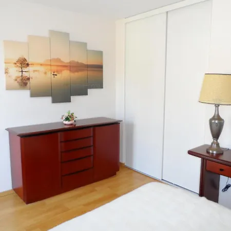 Cabourg: 2 Pieces Proche Avec Piscine Et Parking - Fr-1-487-299 Apartment Cabourg